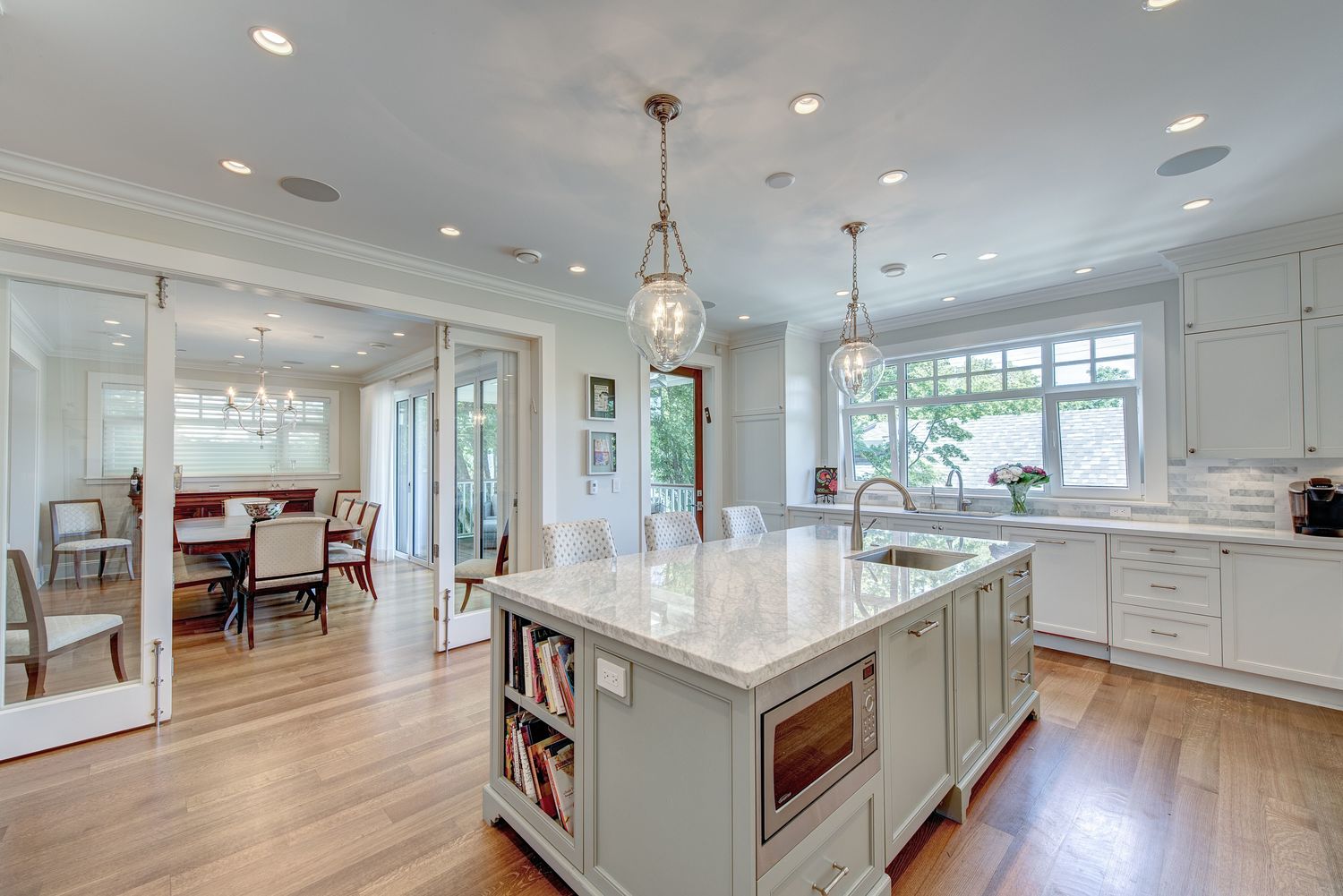 Removing a Load-Bearing Wall in a Toronto Home: What You Should Know